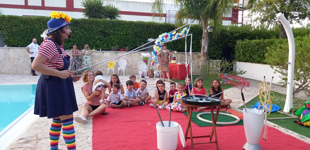 spettacolo bolle di sapone animazione bambini compleanno