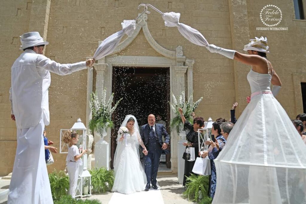 Spettacolo su  Trampoli accoglienza, Animazione Matrimoni artisti di strada, Spettacolo Pirotecnico su Trampoli, Fornitori artisti di strada , Spettacolo luminoso su Trampoli, Matrimonio artisti di strada,  Spettacolo su  Trampoli, Nozze artisti di strada,  Spettacolo giocoleria su Trampoli, Animazione giocolieri Matrimoni Puglia, Animazione Mimi Matrimoni Lecce, Matrimonio Puglia, Fornitori Puglia, Fornitori Lecce, intrattenimento Matrimonio Lecce,