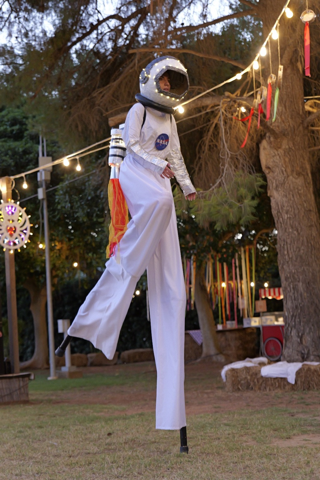 strampolati-trampolieri-puglia-artisti-di-strada-èpuglia-open-circus-puglia-japigia-wedding (74)