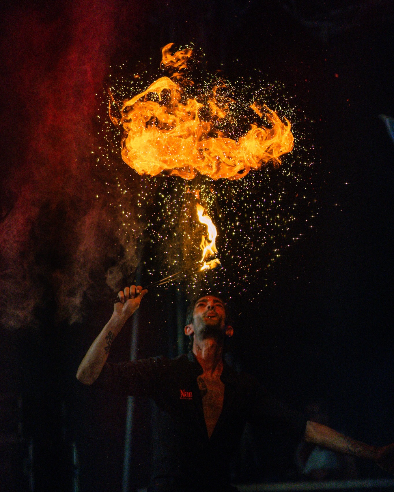 namas-sputafuoco-mangiafuoco-artista-di-strada-puglia-open-circus-puglia-japagiawedding-1